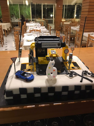 Ζαχαροπλαστειο Ν. Τριανταφύλλου - Center - Ιωάννινα