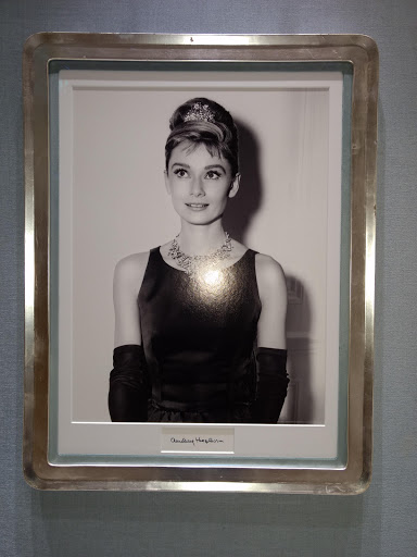 Jewelry Store «Tiffany & Co.», reviews and photos, 730 N Michigan Ave, Chicago, IL 60611, USA