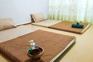 BannKhunEung Massageบ้านคุณ​เอื้อง​นวด​เพื่อ​สุขภาพ​และ​สปา image