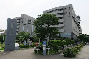 Yokohama City Minato Red Cross Hospital image