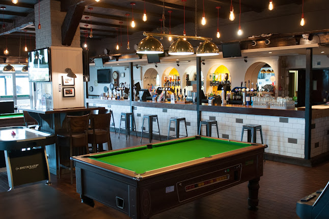 The Riverside Bar - Newport