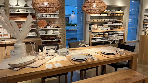 Furniture Store «Crate and Barrel», reviews and photos, 301 Santana Row, San Jose, CA 95128, USA