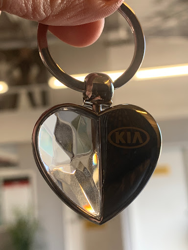 Kia Dealer «Car Pros Kia Glendale», reviews and photos, 400 S Brand Blvd, Glendale, CA 91204, USA