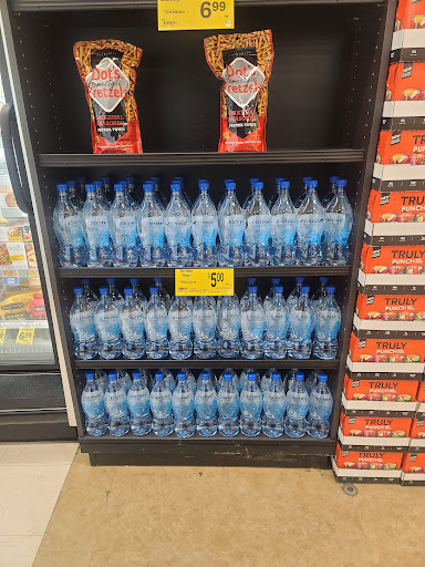 Grocery Store «Safeway», reviews and photos, 950 Las Gallinas Ave, San Rafael, CA 94903, USA