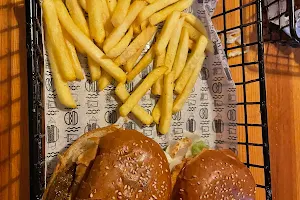 Packet Burger image