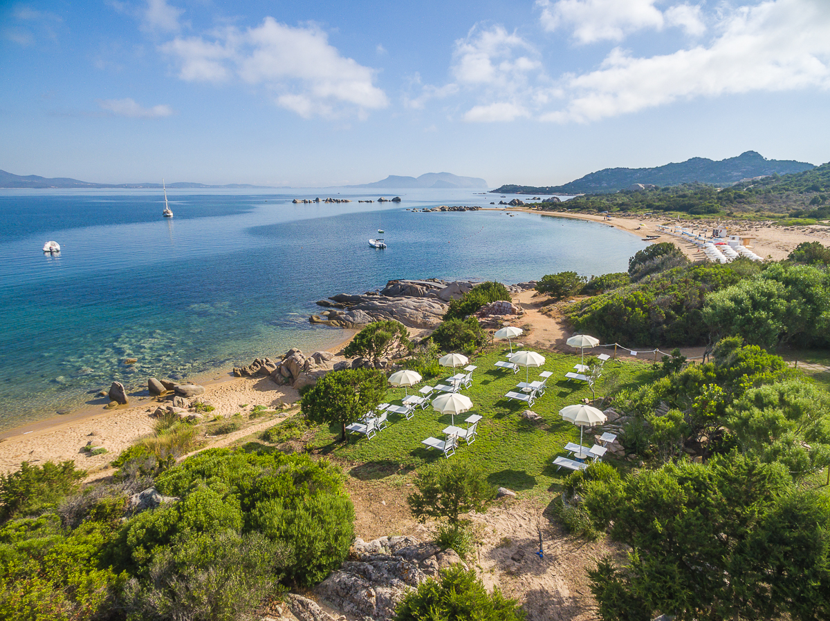 Foto di Spiaggia Su Sarrale con molto pulito livello di pulizia