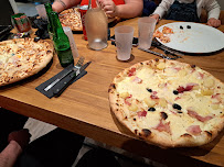 Plats et boissons du Pizzeria ROD pizza à Alissas - n°2