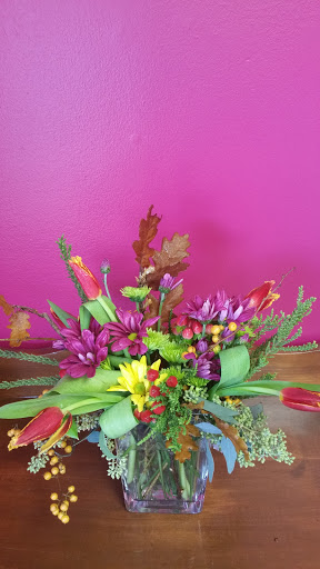 Florist «Shakopee Florist», reviews and photos, 409 1st Ave E, Shakopee, MN 55379, USA
