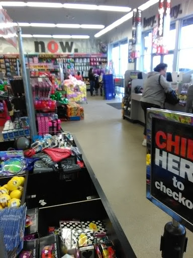 Variety Store «Five Below», reviews and photos, 19211 West Rd, Woodhaven, MI 48183, USA