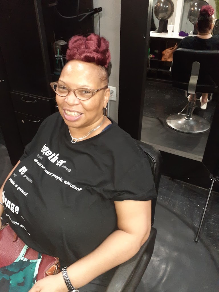 Salon Transitions 28202