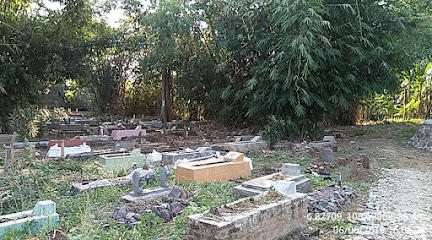 Pemakaman Desa Lemahabang Kulon