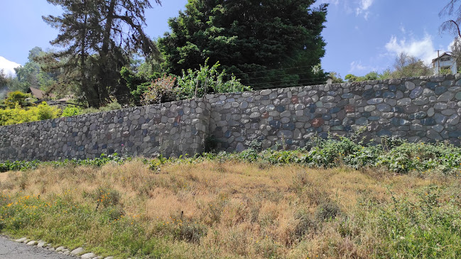 La Muralla del Arrayán - Lo Barnechea