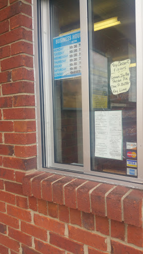 Barbecue Restaurant «LawLers Barbecue Lewisburg TN», reviews and photos, 1303 N Ellington Pkwy, Lewisburg, TN 37091, USA