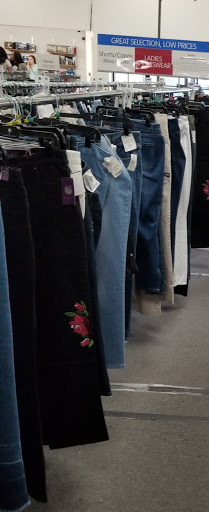 Clothing Store «Burlington Coat Factory», reviews and photos, 1025 W Patrick St, Frederick, MD 21702, USA