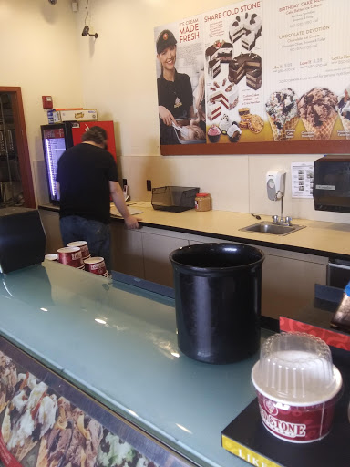 Ice Cream Shop «Cold Stone Creamery», reviews and photos, 504 Ramsay Way, Kent, WA 98032, USA