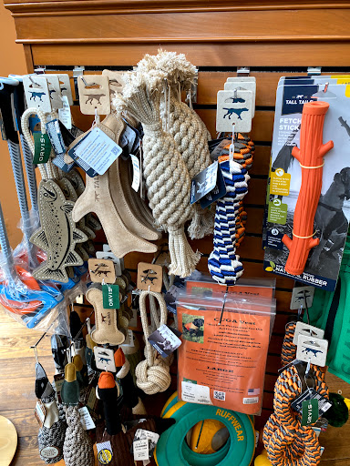 Clothing Store «Orvis», reviews and photos, 2879 Clarendon Blvd, Arlington, VA 22201, USA