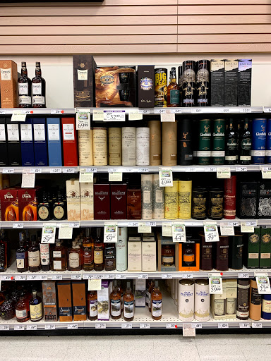 Liquor Store «Prestige Wine & Spirits», reviews and photos, 3410 Amelia Dr, Orchard Park, NY 14127, USA