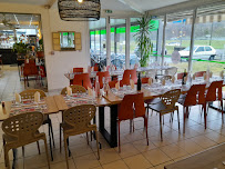 Atmosphère du Restaurant Les 3 Buffets à Saint-Jean-de-Verges - n°5
