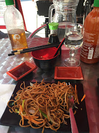 Plats et boissons du Restaurant de type buffet Royal sushi à Montreuil - n°17