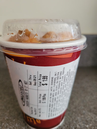 Grocery Store «Jewel-Osco», reviews and photos, 13200 Village Green Dr, Huntley, IL 60142, USA