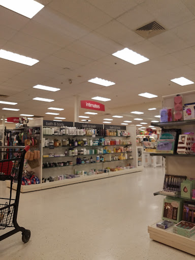 Department Store «T.J. Maxx», reviews and photos, 4794 Ridge Rd, Brooklyn, OH 44144, USA