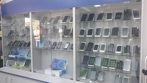 Mobile phone stores Managua