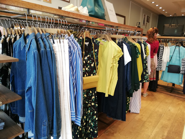 Reviews of Hobbs in Reading - Clothing store