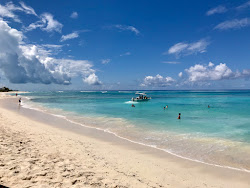Foto van Pillory beach met hoog niveau van netheid