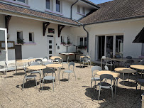 Atmosphère du Le White Restaurant Bar Lounge à Chalèze - n°3