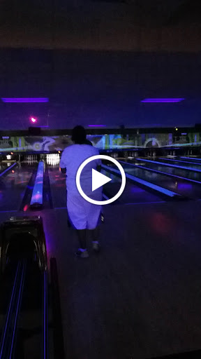 Bowling Alley «AMF Dewey Garden Lanes», reviews and photos, 4470 Dewey Ave, Rochester, NY 14612, USA