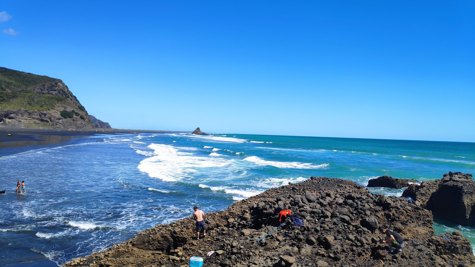 Foto de Karekare Beach com muito limpo nível de limpeza