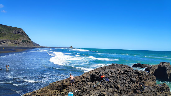 Karekare Beach