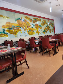Atmosphère du Restaurant chinois Royal Saintes - n°18