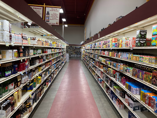 Liquor Store «Friar Tuck Beverage», reviews and photos, 1333 Savoy Plaza Ln, Savoy, IL 61874, USA