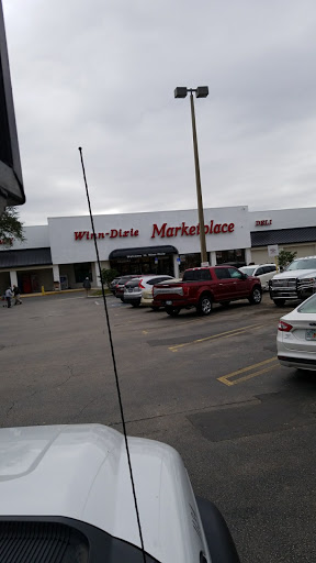 Grocery Store «Winn-Dixie», reviews and photos, 31100 Cortez Blvd, Brooksville, FL 34602, USA