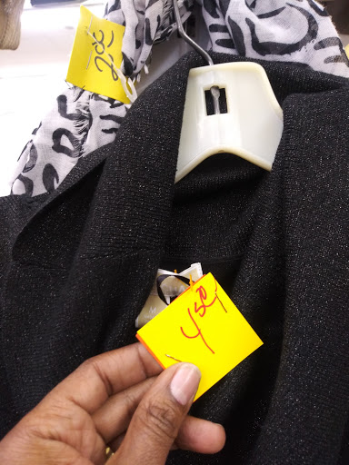 Thrift Store «Village Discount Outlet», reviews and photos, 3500 Cleveland Ave, Columbus, OH 43224, USA