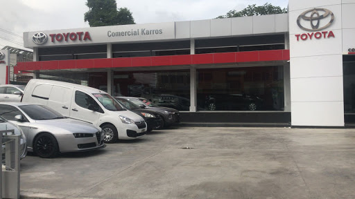 Comercial Karros 27