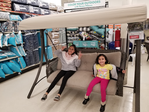 Discount Store «Big Lots», reviews and photos, 21910 Sherman Way, Canoga Park, CA 91303, USA