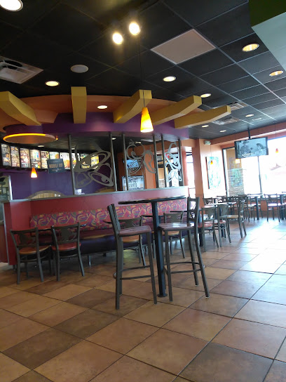 Taco Bell - 2222 Green Bay Rd, North Chicago, IL 60064