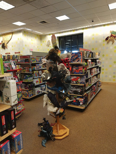 Book Store «Barnes & Noble», reviews and photos, 800 Settlers Ridge Center Dr, Pittsburgh, PA 15205, USA