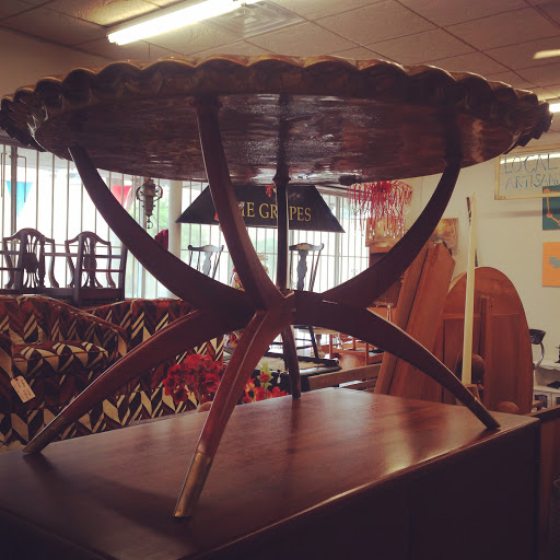 Furniture Store «San Antonio Furniture Finders», reviews and photos, 617 Fredericksburg Rd, San Antonio, TX 78201, USA