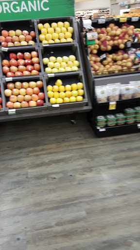 Grocery Store «Safeway», reviews and photos, 2836 Pacific Ave, Forest Grove, OR 97116, USA