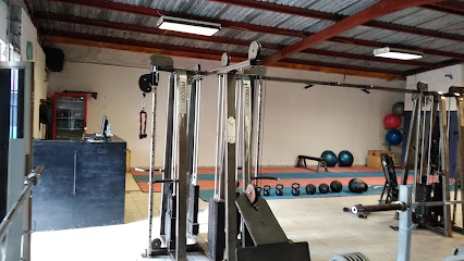 Elite Fitness - Donato Guerra 1207, Sector Centro, 88000 Nuevo Laredo, Tamps., Mexico