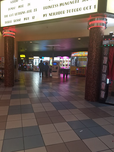 Movie Theater «Regal Cinemas Brandywine Town Center 16», reviews and photos, 3300 Brandywine Pkwy, Wilmington, DE 19803, USA