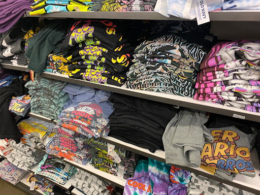 Clothing Store «Old Navy», reviews and photos, 697 Hillside Avenue, New Hyde Park, NY 11040, USA