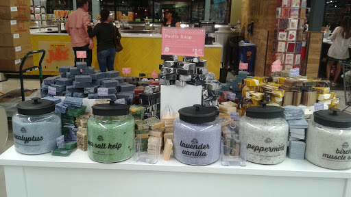 Grocery Store «Whole Foods Market», reviews and photos, 11701 S Dixie Hwy, Pinecrest, FL 33156, USA