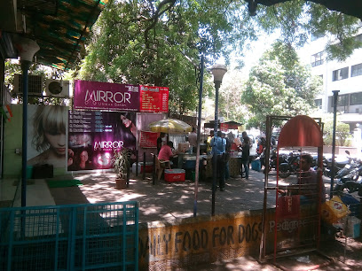 Bombay Vadapav (Pinky Vadapav) - Ravi Dham Complex, Athwa, Surat, Gujarat 395001, India