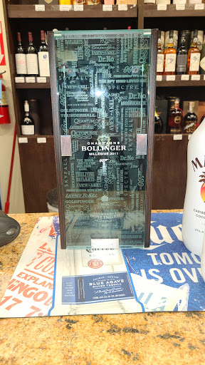 Wine Store «Mega Liquors & Wine», reviews and photos, 8525 Bird Rd, Miami, FL 33155, USA