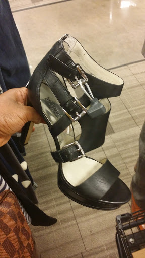 Department Store «Nordstrom Rack Centre at Post Oak», reviews and photos, 5000 Westheimer Rd #500, Houston, TX 77056, USA