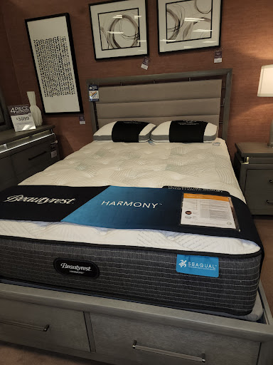 Furniture Store «Raymour & Flanigan Furniture and Mattress Store», reviews and photos, 526 NJ-70, Brick, NJ 08723, USA